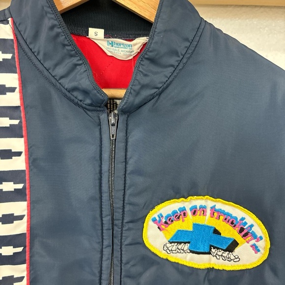Vintage 80s Chevrolet “Keep On Truckin” Jacket size Small - Picture 4 of 4